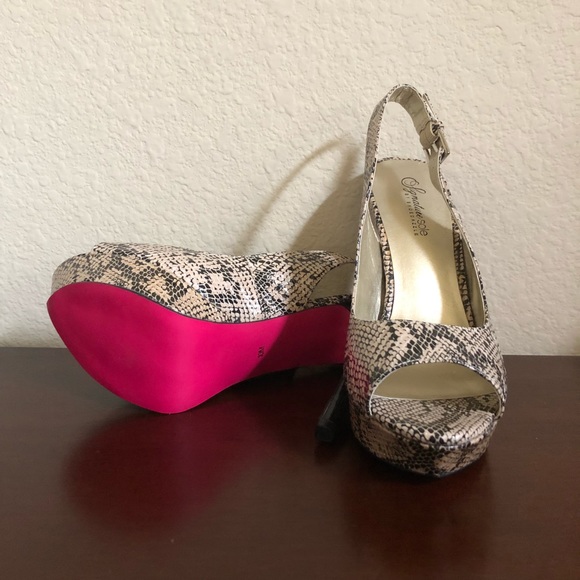 NEW Snake Print with Hot Pink Bottom Stilettos - Picture 4 of 13